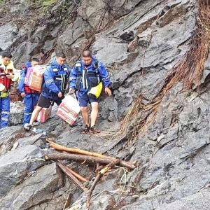 致公黨北京市委積極組織黨員支援防汛救災(zāi)（一）