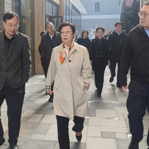 閆傲霜帶隊(duì)赴東城區(qū)開展&ldquo;全方位擴(kuò)大消費(fèi)，深化國際消費(fèi)中心城市建設(shè)&rdquo;調(diào)研