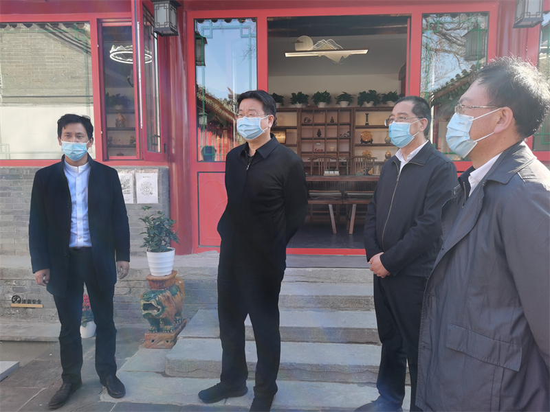 05-2022年4月 中共市委統(tǒng)戰(zhàn)部部長游鈞視察市委8+1幫扶項目成果-寶順宅院（重點）1.jpg