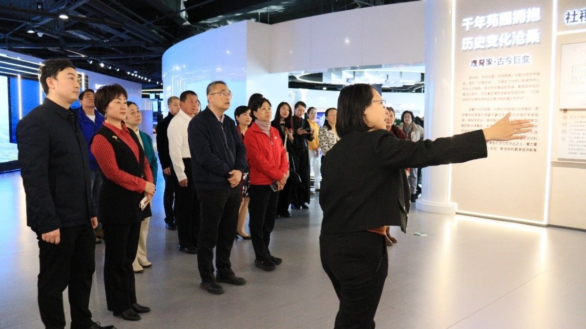 20240308致公黨西城區(qū)委第七支部與致公黨豐臺(tái)區(qū)工委第四支部、婦女工作委員會(huì)共同主辦“致敬她力量 奮進(jìn)新征程 ”主題活動(dòng)2_1200.jpg