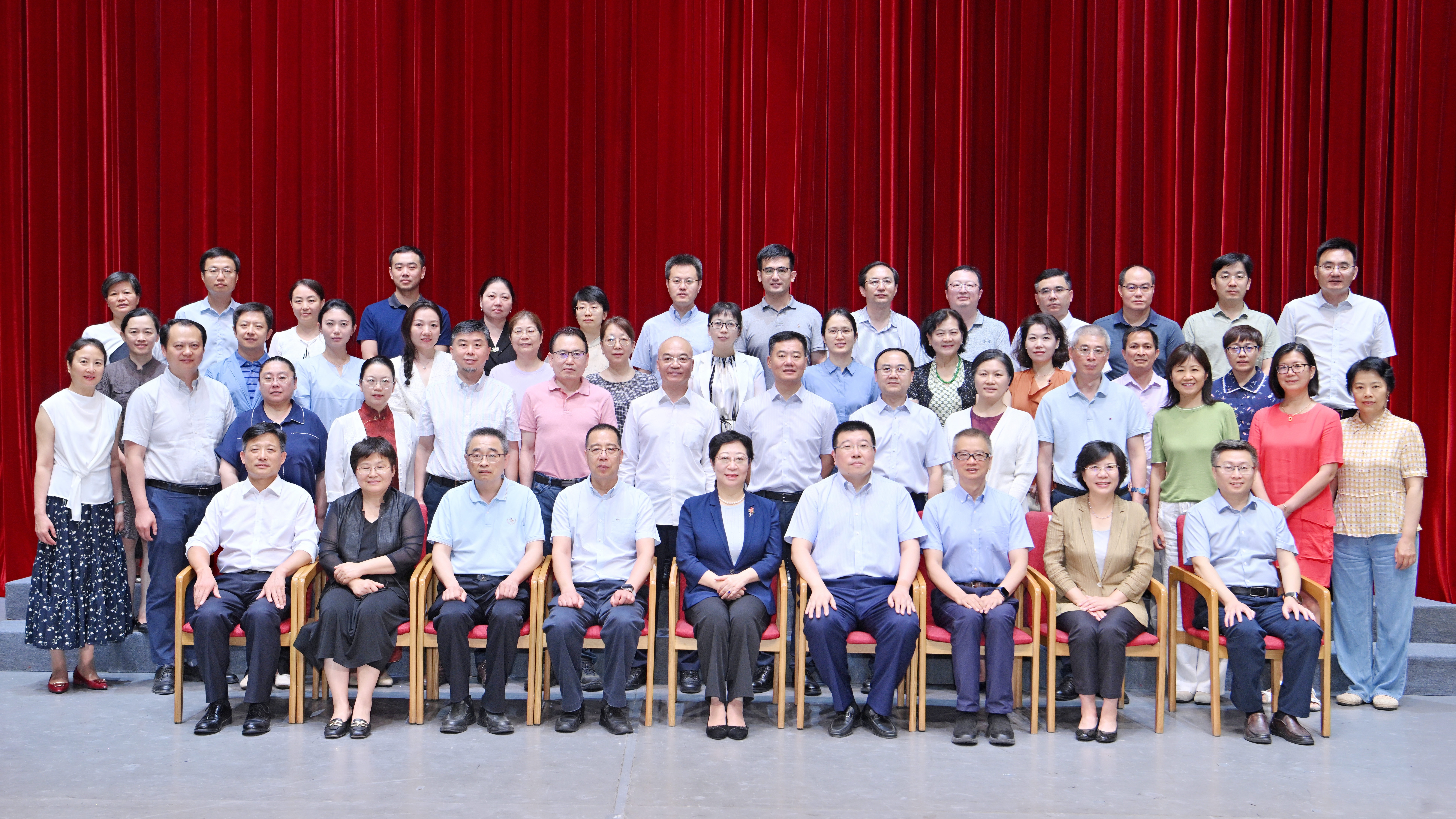 20240619中國致公黨北京大學(xué)醫(yī)學(xué)部基層委員會成立大會3-合    影.jpg